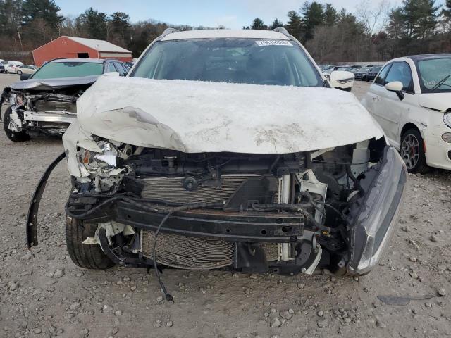 KNMAT2MV9GP673299 - 2016 NISSAN ROGUE S WHITE photo 5