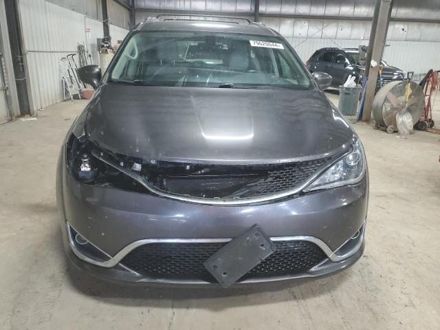 2C4RC1EG5JR260847 - 2018 CHRYSLER PACIFICA TOURING L PLUS GRAY photo 5
