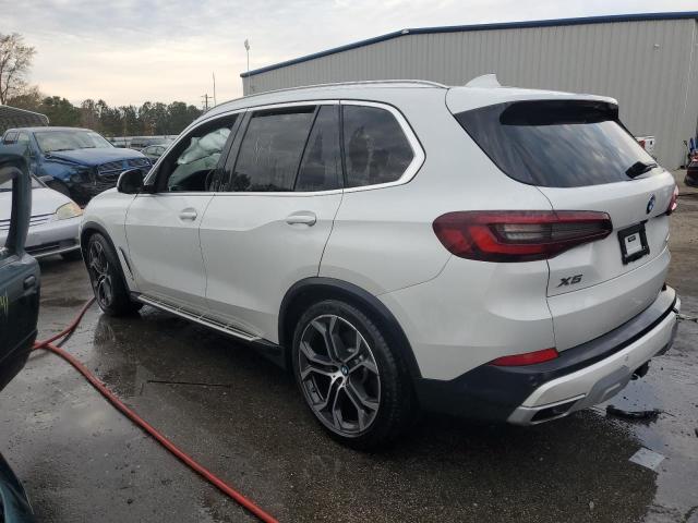 5UXCR4C0XM9E72179 - 2021 BMW X5 SDRIVE 40I WHITE photo 2