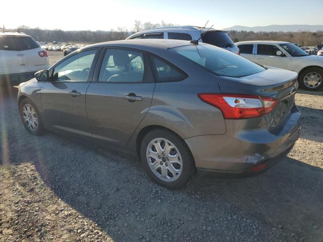 1FAHP3F24CL307494 - 2012 FORD FOCUS SE GRAY photo 2