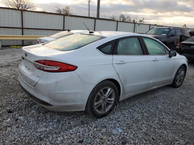 3FA6P0H75JR284868 - 2018 FORD FUSION SE WHITE photo 3