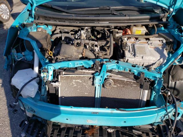 JTDKDTB36J1603567 - 2018 TOYOTA PRIUS C TURQUOISE photo 11