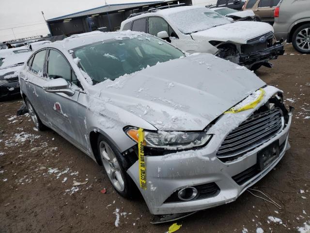 3FA6P0H77GR192587 - 2016 FORD FUSION SE SILVER photo 4