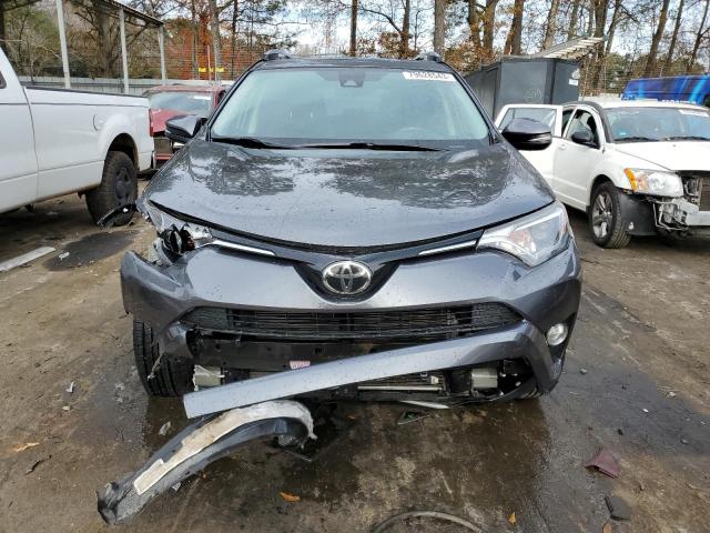 JTMWFREV0HJ702861 - 2017 TOYOTA RAV4 XLE GRAY photo 5