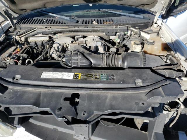 5LMFU28R14LJ37779 - 2004 LINCOLN NAVIGATOR თეთრი ფოტო 11