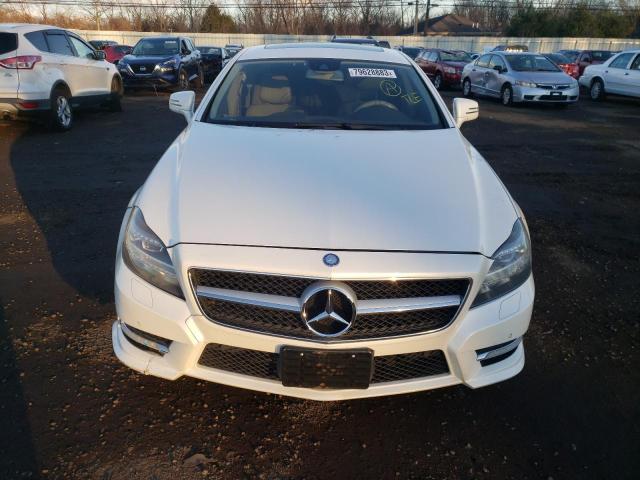 WDDLJ9BB2DA062518 - 2013 MERCEDES-BENZ CLS 550 4MATIC WHITE photo 5