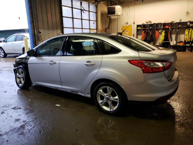 1FAHP3F29CL459996 - 2012 FORD FOCUS SE SILVER photo 2