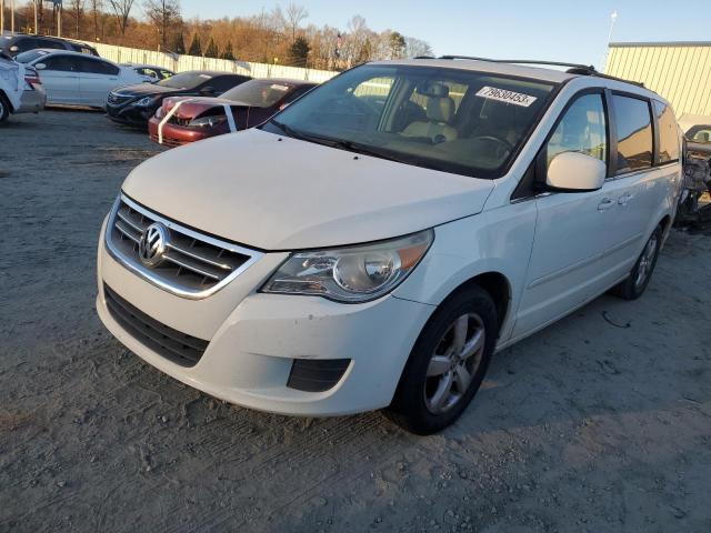 2009 VOLKSWAGEN ROUTAN SEL, 