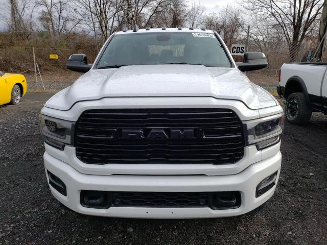 3C6UR5NL5MG501255 - 2021 RAM 2500 LARAMIE WHITE photo 5