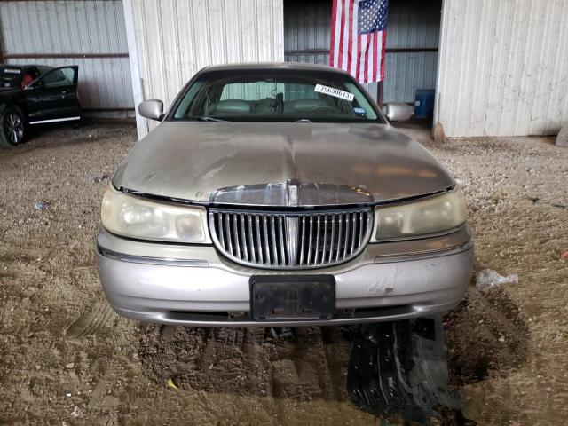 1LNHM81W6XY692927 - 1999 LINCOLN TOWN CAR EXECUTIVE TAN photo 5