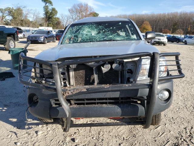 5TEUU42N16Z227163 - 2006 TOYOTA TACOMA ACCESS CAB SILVER photo 5