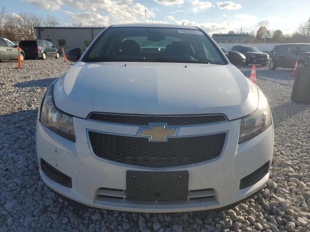 1G1PA5SG9E7215869 - 2014 CHEVROLET CRUZE LS WHITE photo 5