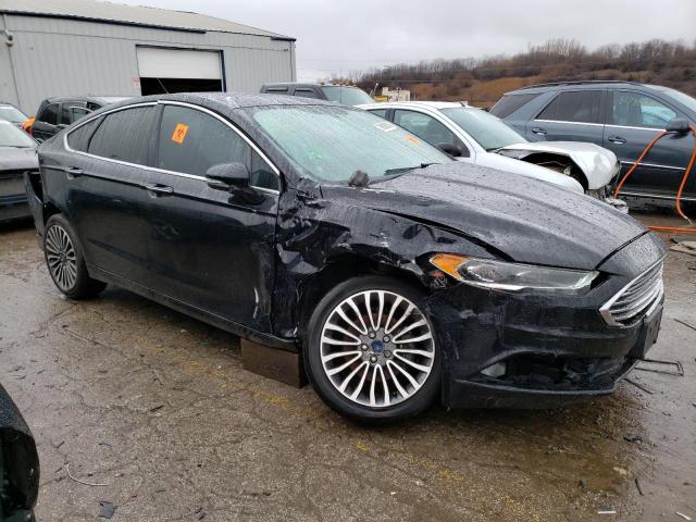 3FA6P0HD6JR153504 - 2018 FORD FUSION SE BLACK photo 4