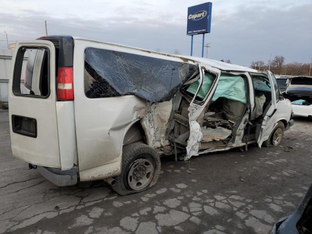 1GAZGPFG2G1172589 - 2016 CHEVROLET EXPRESS G3 LT WHITE photo 3