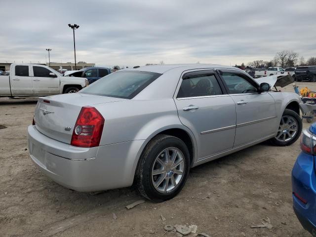 2C3CK5CV1AH159378 - 2010 CHRYSLER 300 TOURING SILVER photo 3