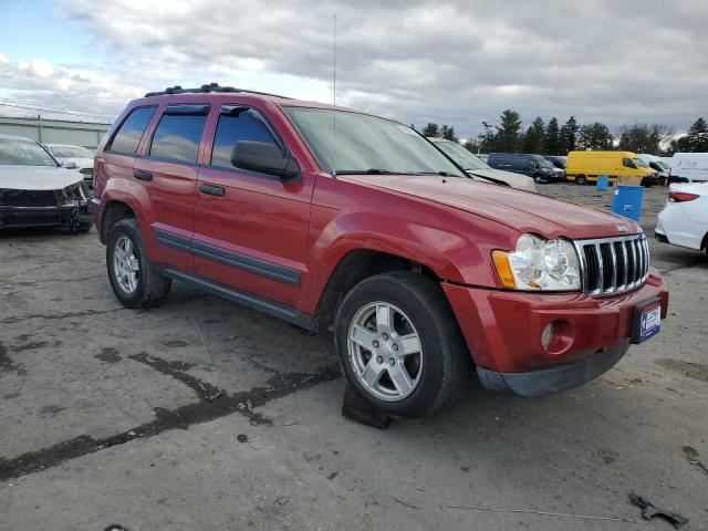 1J4GR48K35C686777 - 2005 JEEP grand cher LAREDO RED photo 4