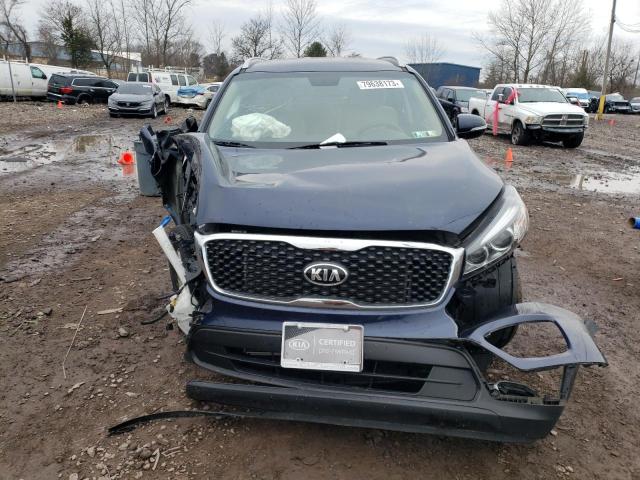 5XYPG4A35HG296486 - 2017 KIA SORENTO LX BLUE photo 5