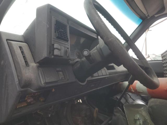 1GDJ7H1C8XJ500768 - 1999 GMC C-SERIES C7H042 WHITE photo 7