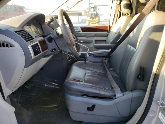 2A4RR5D16AR126457 - 2010 CHRYSLER TOWN & COU TOURING 银色 照片 7