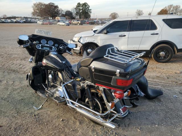 1HD1FC4137Y716036 - 2007 HARLEY-DAVIDSON FLHTCUI შავი ფოტო 3