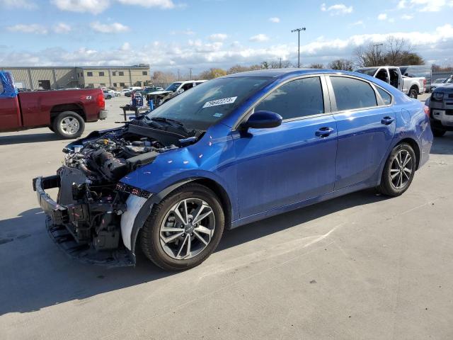 3KPF24AD6NE464230 - 2022 KIA FORTE FE BLUE photo 1