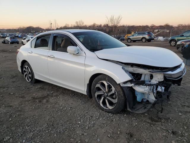 1HGCR3F80GA035581 - 2016 HONDA ACCORD EXL WHITE photo 4