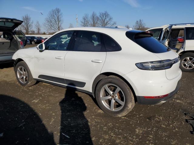 WP1AA2A55LLB03536 - 2020 PORSCHE MACAN WHITE photo 2