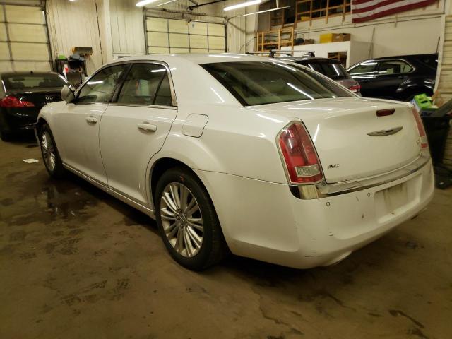 2C3CCARG3EH229161 - 2014 CHRYSLER 300 WHITE photo 2