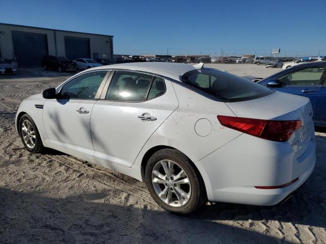 5XXGM4A7XDG222510 - 2013 KIA OPTIMA LX WHITE photo 2