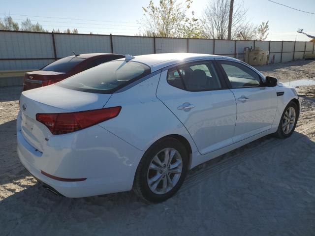 5XXGM4A7XDG222510 - 2013 KIA OPTIMA LX WHITE photo 3