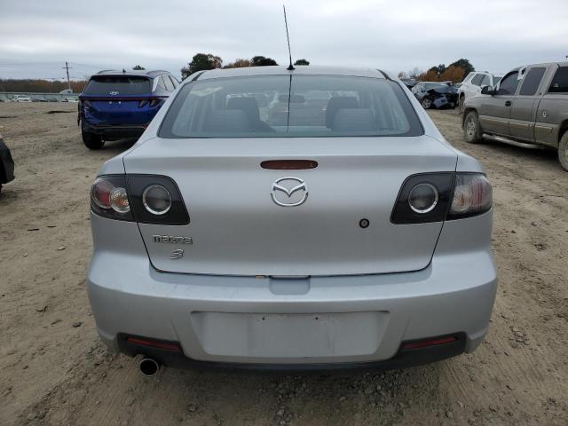 JM1BK12F281820449 - 2008 MAZDA 3 I SILVER photo 6