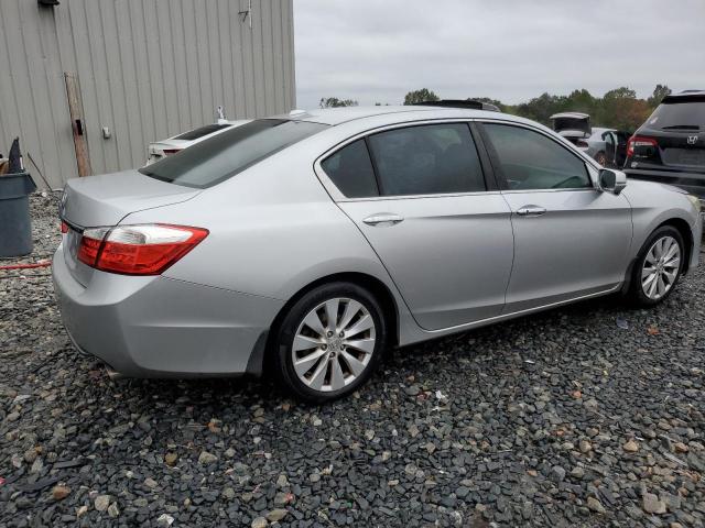 1HGCR2F87DA136431 - 2013 HONDA ACCORD EXL SILVER photo 3