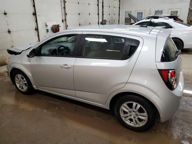 1G1JA6SH2C4118242 - 2012 CHEVROLET SONIC LS 银色 照片 2
