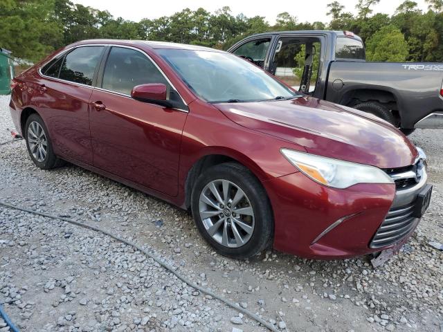 4T1BF1FK0HU770382 - 2017 TOYOTA CAMRY LE 勃艮第红 照片 4