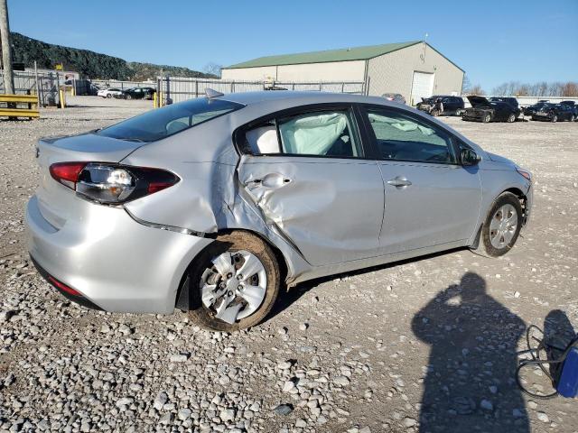 3KPFL4A71HE087964 - 2017 KIA FORTE LX SILVER photo 3