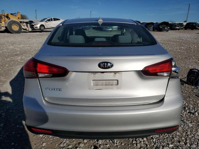 3KPFL4A71HE087964 - 2017 KIA FORTE LX SILVER photo 6