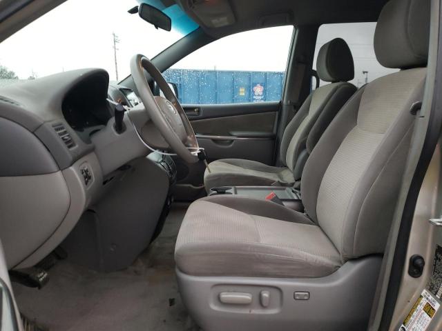 5TDKK4CC0AS299391 - 2010 TOYOTA SIENNA CE SILVER photo 7