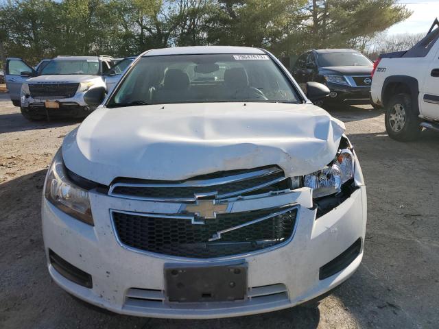 1G1PA5SG6E7312303 - 2014 CHEVROLET CRUZE LS WHITE photo 5