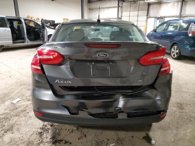 1FADP3F21JL318500 - 2018 FORD FOCUS SE GRAY photo 6