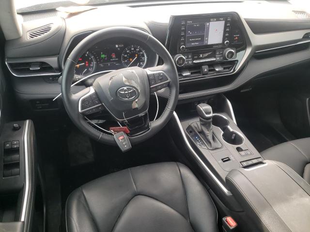 5TDHZRAH8MS080149 - 2021 TOYOTA HIGHLANDER XLE BLUE photo 8