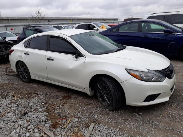 1N4AL3AP5JC298026 - 2018 NISSAN ALTIMA 2.5 WHITE photo 4