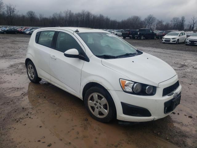 1G1JA6SH8F4189336 - 2015 CHEVROLET SONIC LS 白色 照片 4