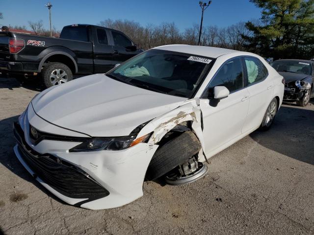 4T1B11HK4JU144853 - 2018 TOYOTA CAMRY L WHITE photo 1