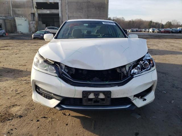 1HGCR2F7XGA202594 - 2016 HONDA ACCORD EX WHITE photo 5