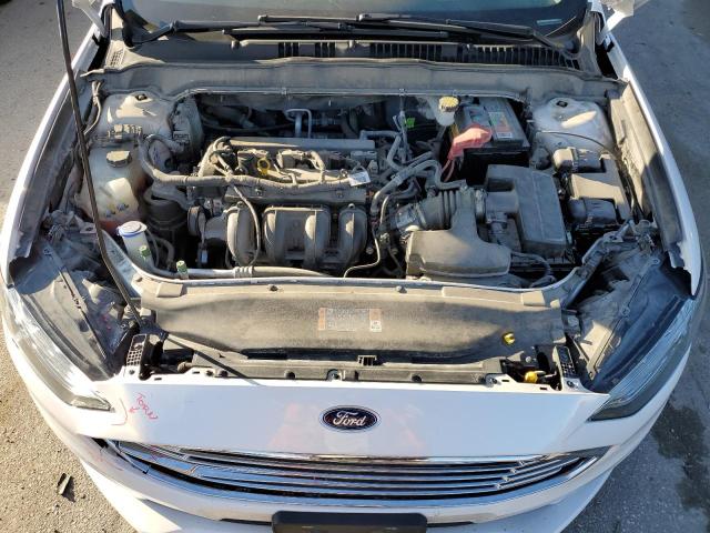 3FA6P0H7XHR241346 - 2017 FORD FUSION SE WHITE photo 11