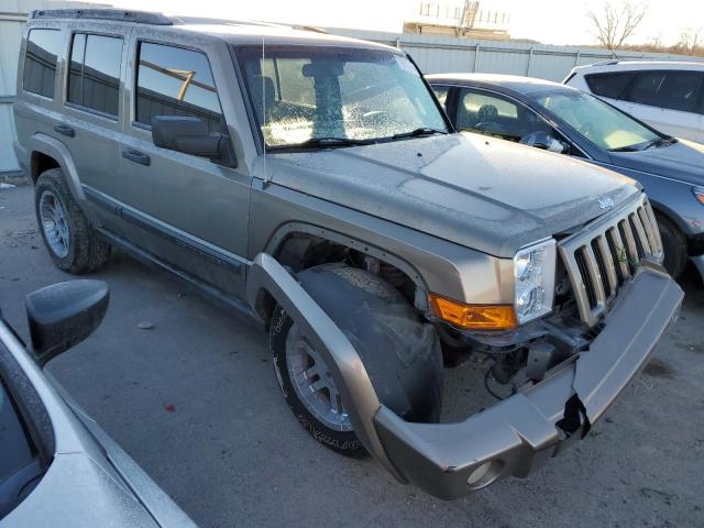 1J8HG48N06C124288 - 2006 JEEP COMMANDER GRAY photo 4