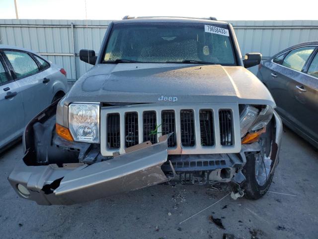 1J8HG48N06C124288 - 2006 JEEP COMMANDER GRAY photo 5