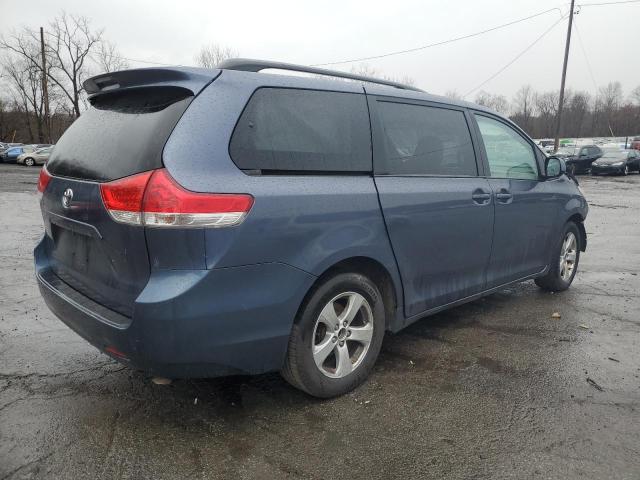 5TDKK3DC0ES503248 - 2014 TOYOTA SIENNA LE BLUE photo 3