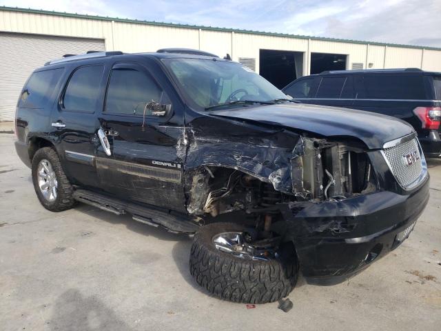 1GKFK63897J272192 - 2007 GMC YUKON DENALI BLACK photo 4