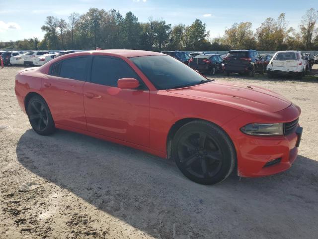 2C3CDXHG7FH725163 - 2015 DODGE CHARGER SXT RED photo 4